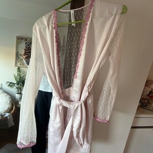 Vintage Pink Lace Trim Robe